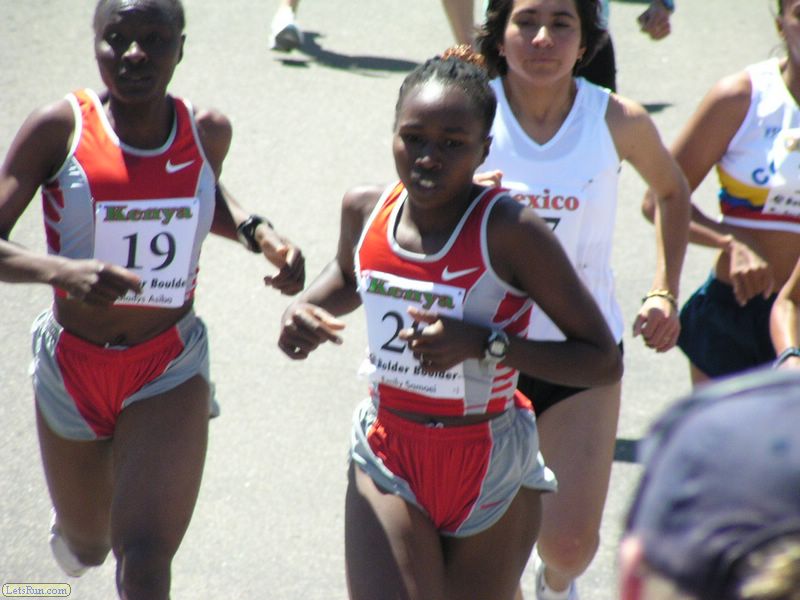 #19 Gladys Asiba, #20 Emily Samoei of Kenya